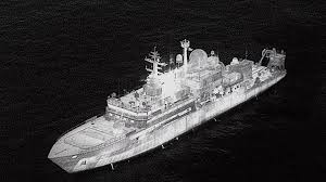 Royal Navy warship shadows Russian vessel through UK waters - Yahoo News UK