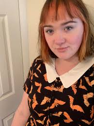 I thought you guys might appreciate my skirt! After all it is the most  boo-tiful time of the year 🦇👻