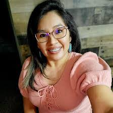 Maria Hardy's Instagram, Twitter & Facebook