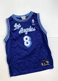 As we all know kobe bryant's achievements in which he played for the la lakers for the duration of his career, and he's just put his name through his best performance in the nba hall of fame class 2020. Vintage Kobe Bryant Los Angeles Lakers Blue Jersey Size Youth Etsy