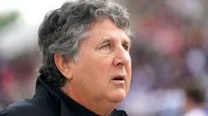 Mississippi State coach Mike Leach dies after hospitalization