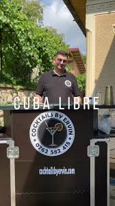 Cocktails by Ervin, Adorjan Adoo 📸