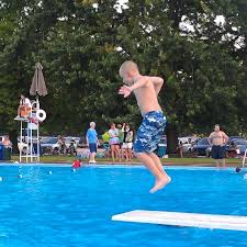 Mid american custom designs and builds inground swimming pools and spas made of gunite. Green Valley Swimming Pool Sports Club York Pa