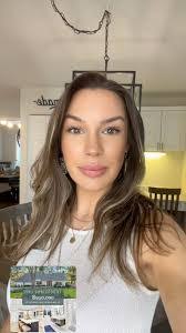 Alyssa Graves's Instagram, Twitter & Facebook