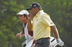 Who was abraham ancer's caddy at presidents cup? Diaz Senor Smoke Golf News And Tour Information Golf Digest