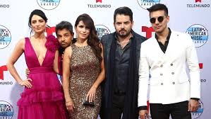 Eugenio derbez, un seguidor de la máquina (por lo menos en la familia peluche),. Asi Festejo Eugenio Derbez Que Su Equipo Cruz Azul Es Campeon