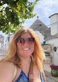 Traveling to Porto and Europe, seeking connections and tips