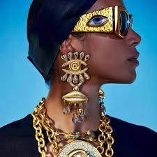 Stay Cool This Summer! Shop SusieQueCosmetics.com #beautyfan #neckfan #cool  #accessories #summerheat #susiequecosmetics #fashion #style #fan  #handheldfan