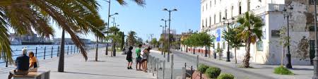 We also recommend the large and sandy beach playa. El Puerto De Santa Maria Wikitravel