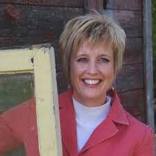 Clean Your Inner House: A Woman's Journey to Freedom and Restoration :  Amazon.co.uk: Books