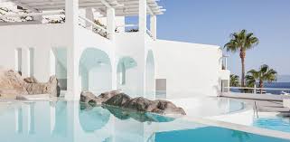 Vergleichen sie die preise und lesen sie echte gästebewertungen, um das richtige zimmer zu buchen. Fine Resorts Das Hotel Lifestyle Magazin 5 Sterne Designhotel Grecotel Mykonos Blu Griechenland