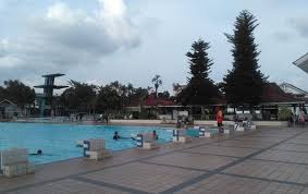 Wisata bendungan lahor, karangkates ternyata ramai kalau sore hari… menguak misteri di tutupnya bendungan sutami karangkates untuk umum sekilas info. Harga Tiket Masuk Kolam Renang Tirta Kembar Purwokerto