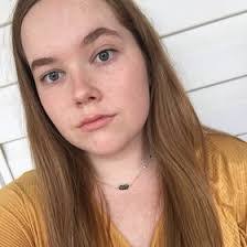 Cara Burgess's Instagram, Twitter & Facebook