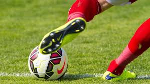 ♥ fotbal je víc než hra ♥. Facr Chce Rozjet Fotbal V Chuzi Pro Seniory Ktery Zakazuje Beh Aktualne Cz