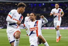 PSG : Désiré Doué et Bradley Barcola, l'énorme casse-tête de Didier Deschamps ?
