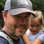 Dan Esford's Instagram, Twitter & Facebook