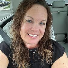 April Liddell's Instagram, Twitter & Facebook