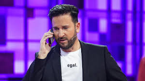 Wendlers das offizielle video zu michael wendlers song „nina. Vre0pddcl Oxhm