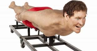 David hasselhoff 's gigantic statue from the spongebob squarepants movie is going up for auction. Titans Terrors And Toysdon T Hassle The 12 Foot David Hasselhoff