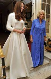 We would like to show you a description here but the site won't allow us. Glaubt Man Geruchten Wird Auch Amal Alamuddins Kleid Aus Dem Hause Alexander Mcqueen Stammen Stuttgarter Zeitung