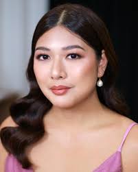 Sultry look for Gabe ✨ Makeup by Charles Almirante Hair by Carla Camillon  Balonebro Photo by Portraits by Aldo #makeupbycharles #davaohmua  #davaomakeupartist #makeupartistdavao #makeupartistph #graduationpictorial  #gradpic #graduation #freshlook ...