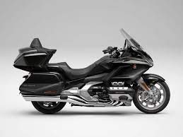 Produced for those who love to travel, the honda gold wing bagger 2021 comes with two side cases that do not weigh the machine, as it is lighter and more compact. Honda S Gl1800 Gold Wing Gets Comfier For 2021 Webbikeworld