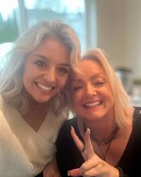 Lucinda Hage (@lucinda.hage) • Instagram photos and videos