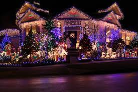 Where To Find The Best Christmas Decorations Holiday Lights Displays In Chicago