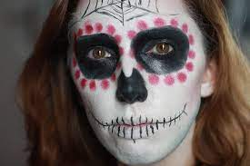 Voir plus d'idées sur le thème visage halloween, tatouage hippie ▷ 1001 + idées de maquillage halloween homme impressionnant. Maquillage Special Halloween Tuto Simple De La Mexican Skull Quand Fanny Blog Beaute Lifestyle