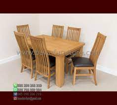 Kamu dapat menemukan meja makan dengan berbagai macam model, seperti meja 4 kursi, 6 kursi, hingga 8 kursi. Jual Meja Makan Minimalis Balero 6 Kursi Jok Murah Bawu Furniture