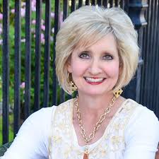 Dwell in the Psalms: Neely, Mitzi, Kennedy-Spicer, Jana: 9781723823725:  Amazon.com: Books