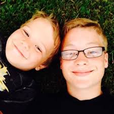 Cameron Merrill (@merrill_194)