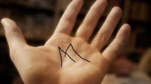2.2 memberikan tekanan pada huruf tersebut. Makna Garis Tangan Berbentuk Huruf M Yang Membuat Anda Lebih Spesial Daripada Yang Lain Tribun Jogja