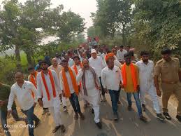 महारुद्र यज्ञ के लिए भव्य व विशाल कलश यात्रा गाजे बाजे,हांथी,घोड़ा, ऊंट के  साथ निकाली गई - Desh Ki Upasana