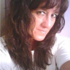 Tami Abraham's Instagram, Twitter & Facebook