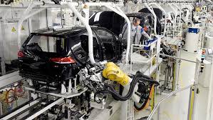 Im jahr 2021 fallen die vw werksferien demnach wieder passgenau in die sommerferien in niedersachsen. Folgen Neuer Abgastests Volkswagen Fuhrt Vier Tage Woche Ein N Tv De