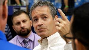 Rays minority partners sue principal owner Stuart Sternberg