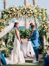 A nice change from the. Here S What Kind Of Wedding Flowers You Should Have Based On Your Relationship In 2021 Sunflower Wedding Decorations Wedding Flowers Wedding