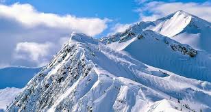 Gunung jayawijaya sendiri adalah gunung yang paling tinggi di indonesia. 11 Fakta Gunung Jayawijaya Di Papua Yang Belum Kamu Ketahui