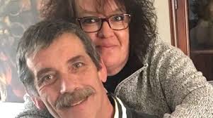 Pareja de esposos mueren un día antes de Navidad, con 12 horas de  diferencia