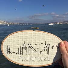 Atelier Kuzu On Instagram Istanbul Deyince Aklima Marti Gelir Yarisi Gumus Yarisi Kopuk Yarisi Balik Yarisi Kus Istan Crochet Cross Cross Stitch Coin Purse
