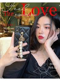 Fashion Pearl Leather Wrist Chain Hand Strap Flower Pendant Lambskin Case  Cover For Iphone 16 15 14 13 12 Pro Max Plus