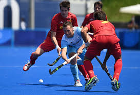 Joueuses de hockey sur gazon, irlande, 1904. Jo Tokyo 2020 Un Coup De Stick Une Prise A La Gorge Et Une Grosse Tension Entre Hockeyeurs Espagnols Et Argentins