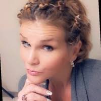 Shellie Davis Email & Phone Number