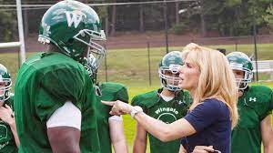 Nome da escola que recepcionou michael? Um Sonho Possivel Filme 2009 Adorocinema