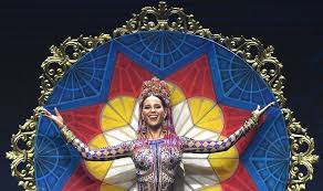 Catriona gray has collaborated with 16 artisans to produce the three gowns she will be wearing in her effort to win the miss universe 2019 crown. Watch Catriona Gray Showcases Entire Philippines In National Costume Competition Philstar Com