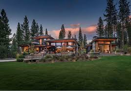 A visual like this is usually a good match for the mountain view that also looks grey far away at the back or the side. Modern Home Celebrates Indoor Outdoor Living In Sierra Nevada Mountains