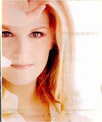 Karen Manno's Instagram, Twitter & Facebook