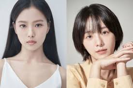 She won 'popular star award' at the 7th korea best star award in 2018 for her acting in the witch: Inilah 10 Adu Pesona Go Min Si Dan Park Gyu Young