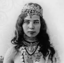 📸 Фотографии жителей Алжира с конца XIX в. по 1970-е гг. 🇩🇿  #algeria@kief_point #people@kief_point.. 2026